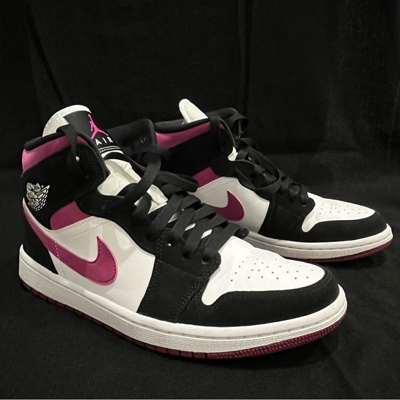 Wmns Air Jordan 1 Mid 'Cactus Flower' sz 9 - Picture 2 of 3